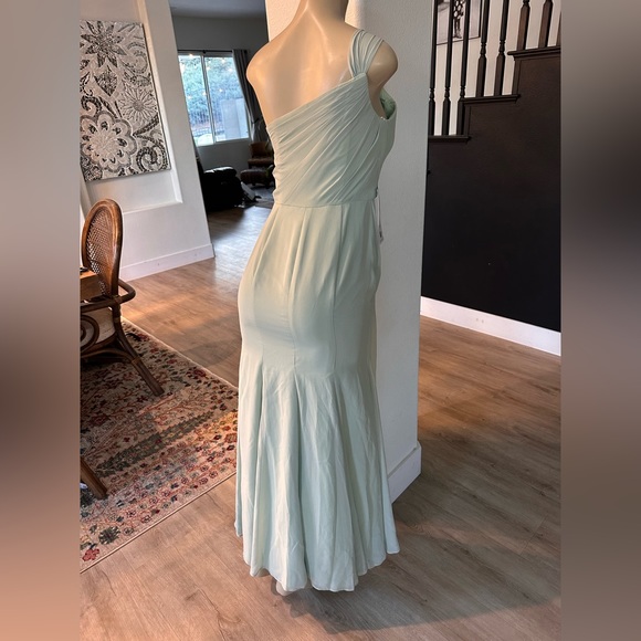 Azazie Carissa Dusty Sage bridesmaid dress size A2 - Picture 6 of 8